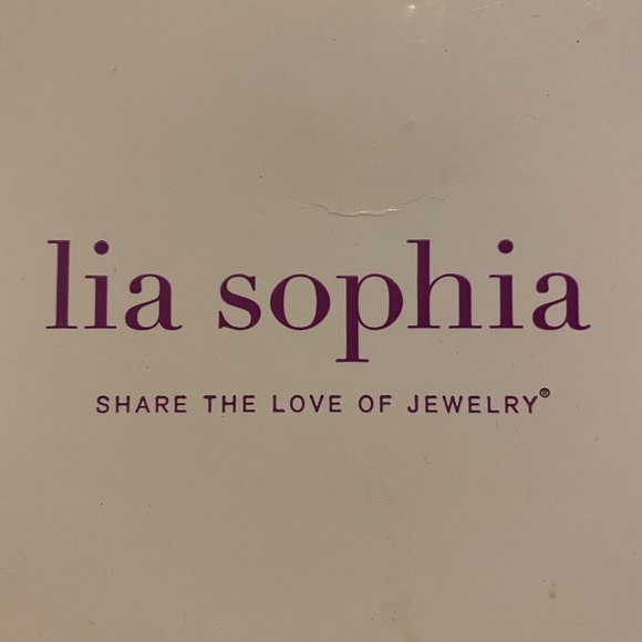Lia Sophia Necklace - Picture 3 of 4